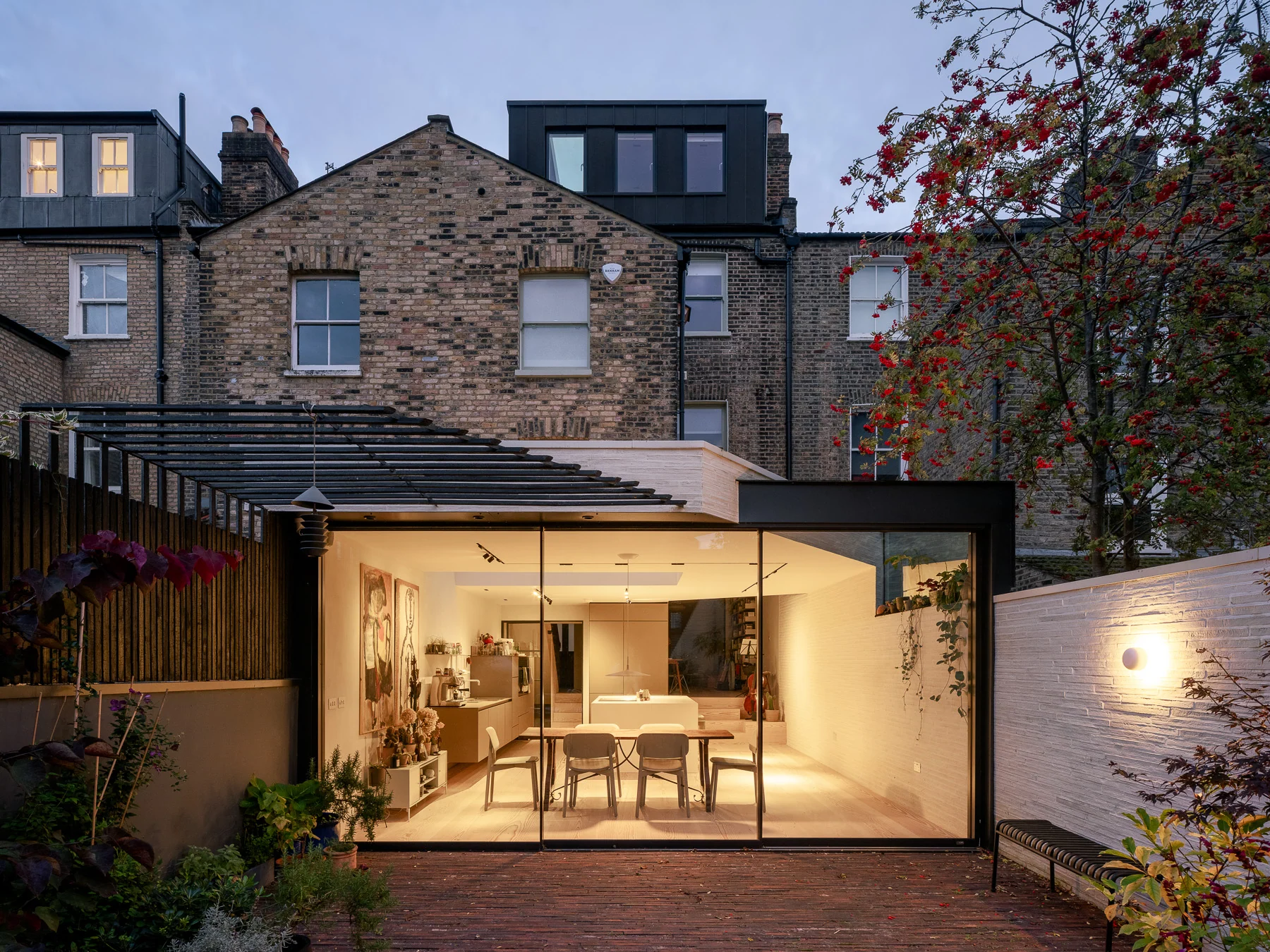 Facet House sliding doors, rooflights project in London